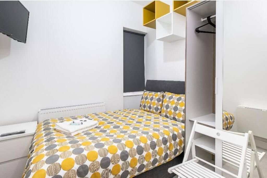 Great Location Service And Stay Double Ensuite Room With Shared Kitchen- 5Mins Walk From Tufnell Park ロンドン エクステリア 写真