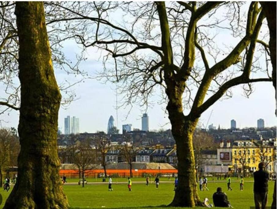 Great Location Service And Stay Double Ensuite Room With Shared Kitchen- 5Mins Walk From Tufnell Park ロンドン エクステリア 写真